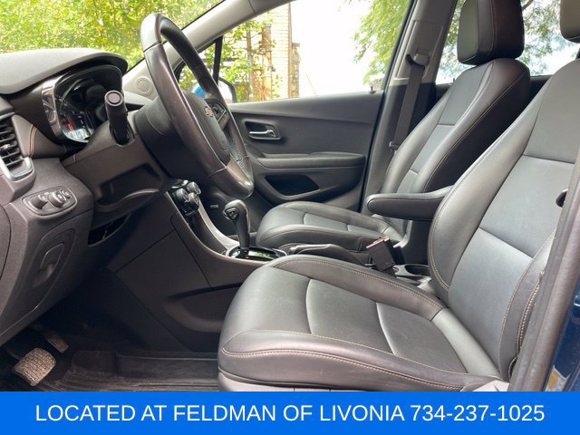 Certified 2020 Chevrolet Trax Premier w/ LPO, Cargo Package FWD image 19