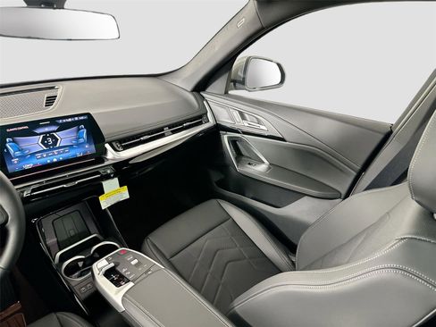 New 2026 BMW X1 xDrive28i w/ Technology Package AWD/4WD image 24