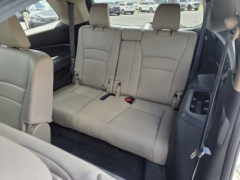 Used 2017 Honda Pilot EX-L image 18
