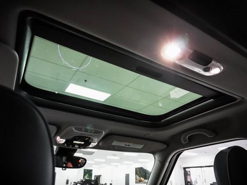 Used 2022 MINI Cooper Countryman S w/ Premium Package image 21