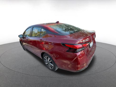 Used 2025 Nissan Versa SV image 10