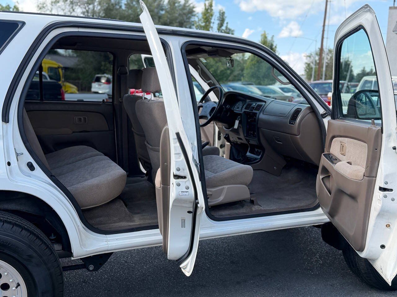 Used 2000 Toyota 4Runner 2WD w/ Upgrade Value Pkg 1 image 41