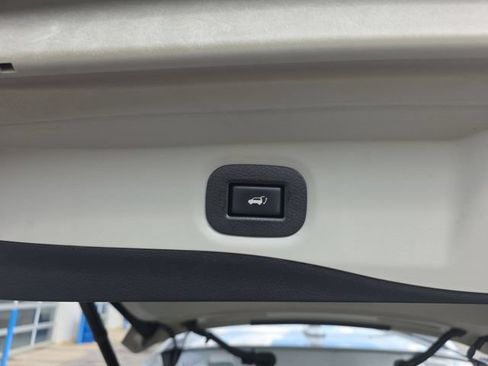 Used 2020 Nissan Rogue SL FWD image 14