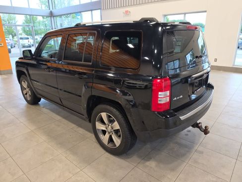 Used 2017 Jeep Patriot High Altitude AWD/4WD image 11