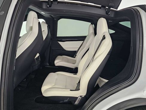 Used 2019 Tesla Model X 75D AWD/4WD image 18
