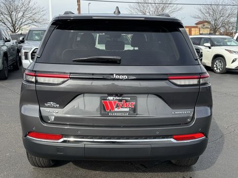 Used 2022 Jeep Grand Cherokee Limited image 19