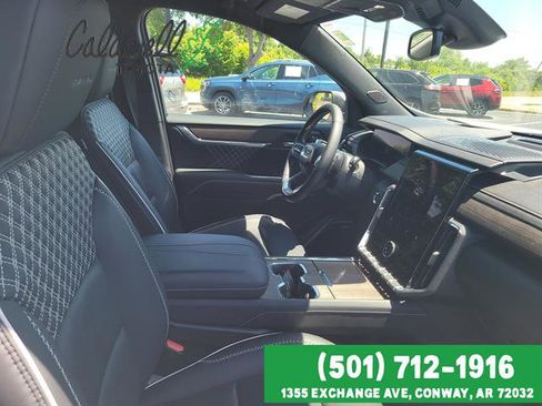 Used 2024 GMC Acadia Denali FWD image 29
