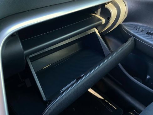 Used 2024 Mitsubishi Eclipse Cross SE image 20