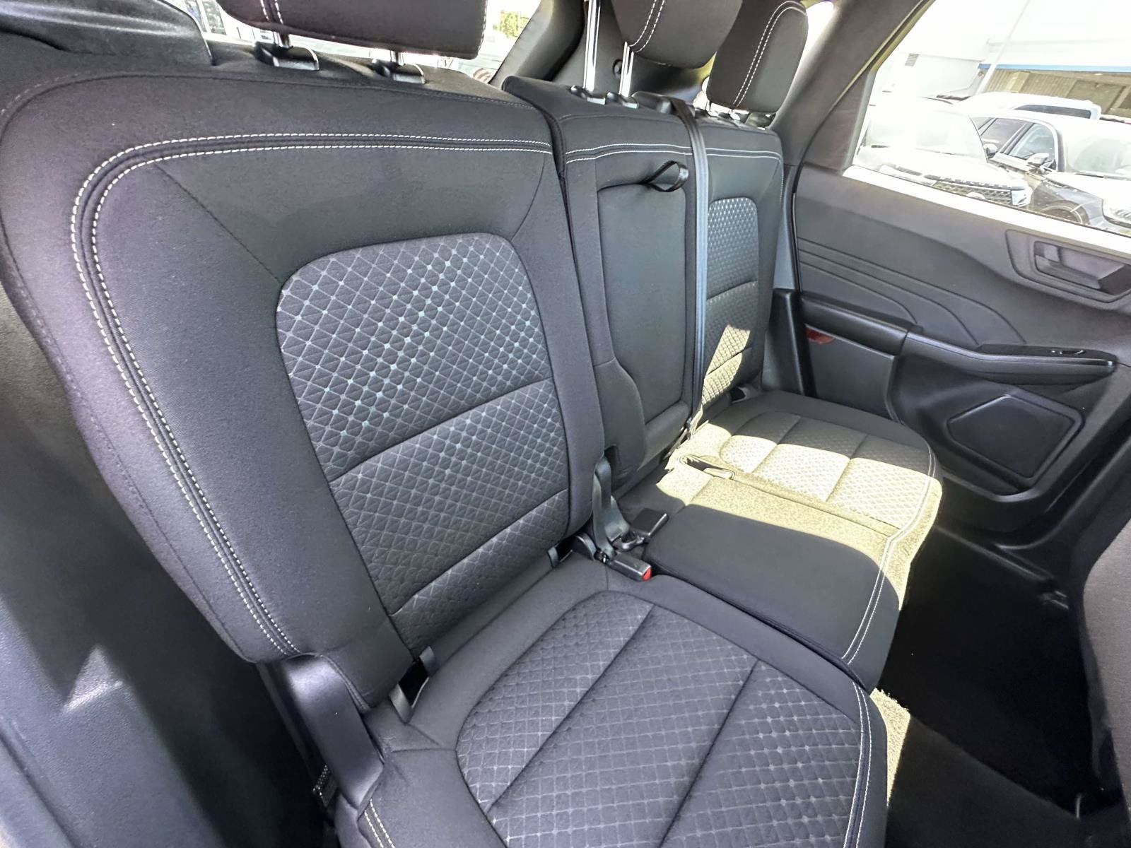 Certified 2025 Ford Escape Active AWD/4WD image 23