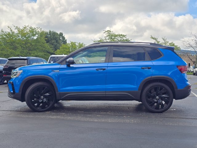 Used 2024 Volkswagen Taos SE AWD/4WD image 23