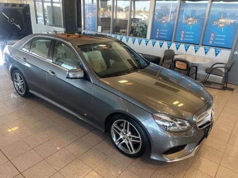 Used 2016 Mercedes-Benz E 350 Sedan image 7