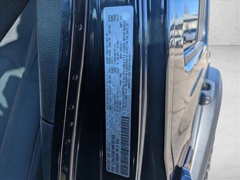 Used 2022 Jeep Wrangler Unlimited Sport image 17