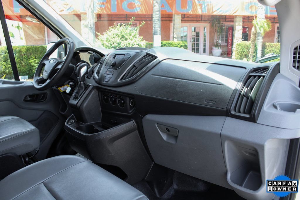 Used 2019 Ford Transit 250 138 RWD image 26