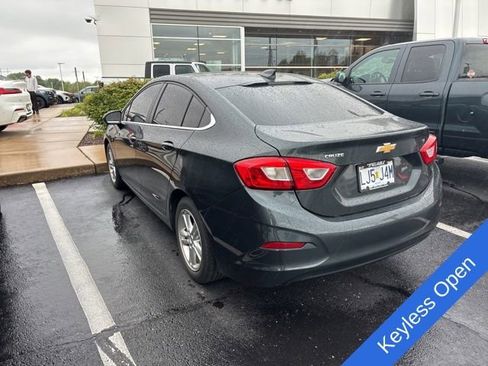 Used 2018 Chevrolet Cruze LT w/ LT Fleet Convenience Package FWD image 6