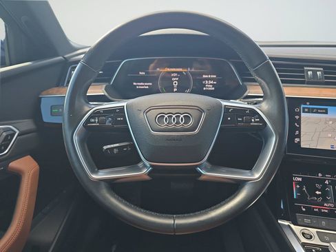 Used 2022 Audi e-tron Premium AWD/4WD image 10
