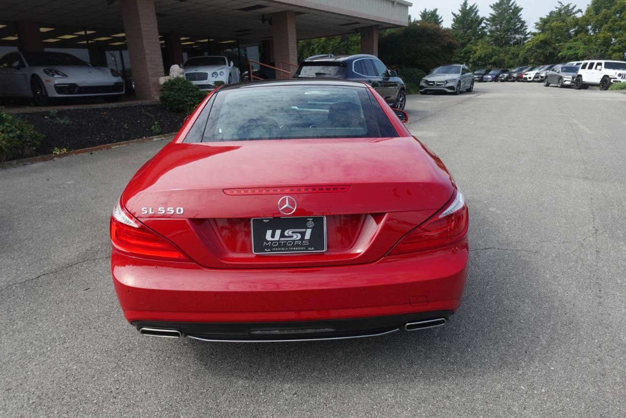 Used 2013 Mercedes-Benz SL 550 image 3