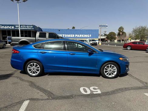 Used 2019 Ford Fusion Energi Titanium image 8