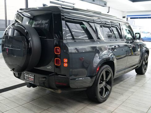 Used 2023 Land Rover Defender 130 X-Dynamic SE AWD/4WD image 8