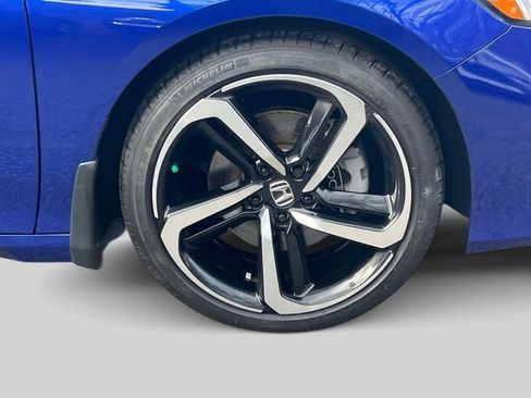 Used 2022 Honda Accord Sport image 7