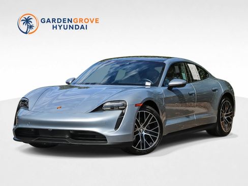 Used 2022 Porsche Taycan RWD image 1