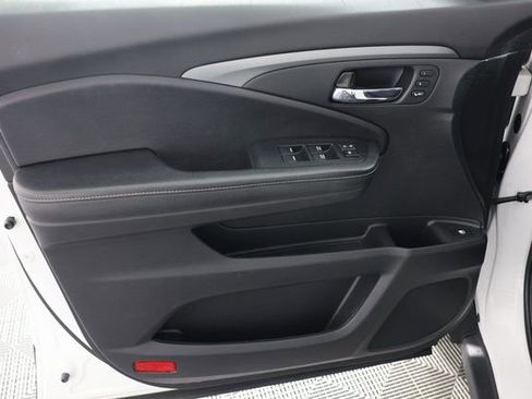 Used 2023 Honda Ridgeline RTL image 25