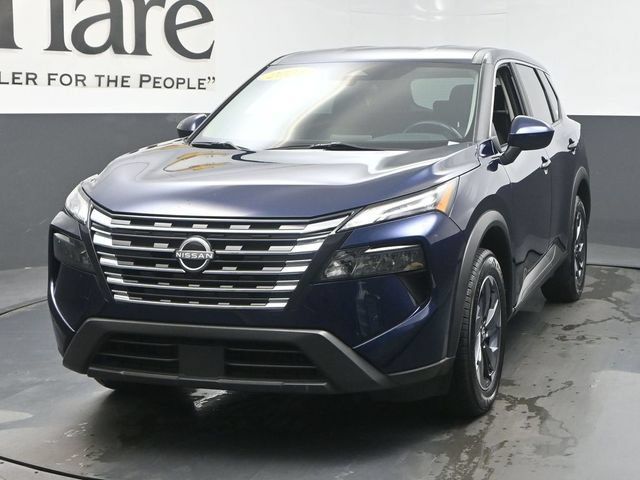 Used 2024 Nissan Rogue SV FWD image 7