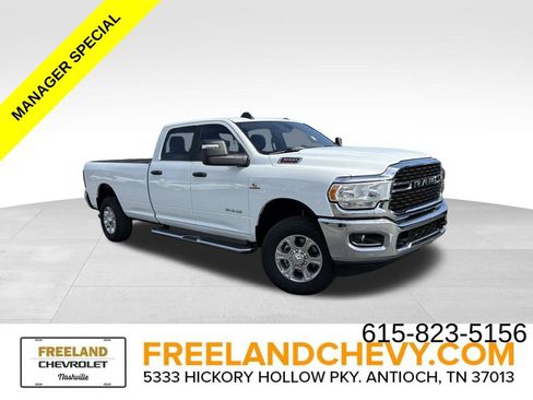 Used 2024 RAM 3500 Big Horn AWD/4WD image 1