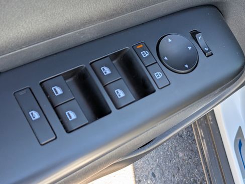 Certified 2026 Hyundai Kona SEL Sport FWD image 12