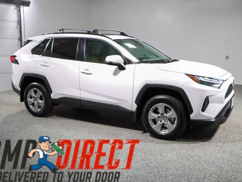 Used 2024 Toyota RAV4 XLE w/ Convenience Package FWD image 6