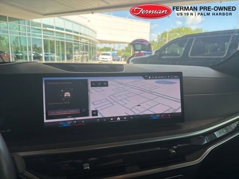 Used 2024 BMW X7 xDrive40i w/ M Sport Package image 9