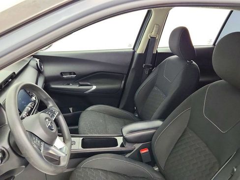 Used 2021 Nissan Kicks SV FWD image 19