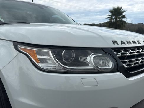 Used 2014 Land Rover Range Rover Sport HSE AWD/4WD image 15