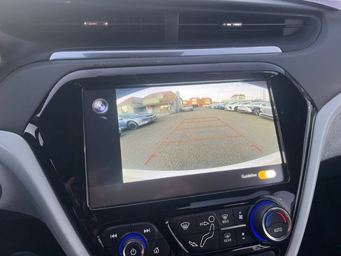 Used 2021 Chevrolet Bolt LT image 24