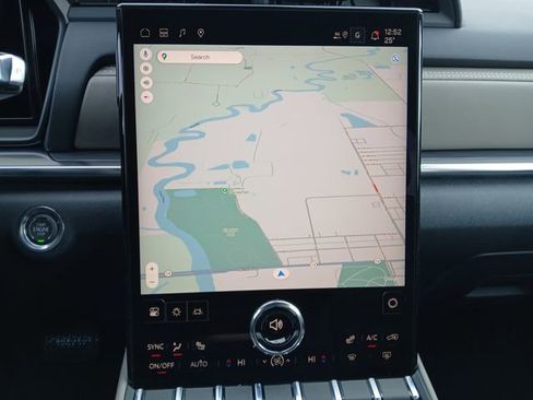 New 2026 GMC Terrain Elevation w/ Elevation Premium Package image 31