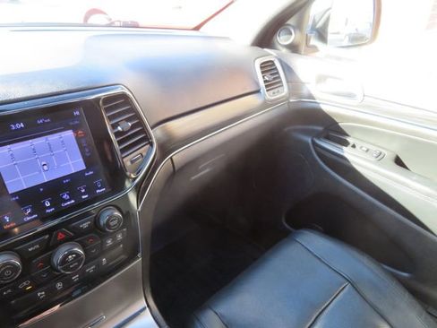 Used 2019 Jeep Grand Cherokee Limited w/ Luxury Group II image 26