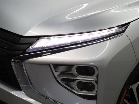 New 2026 Mitsubishi Eclipse Cross ES image 2