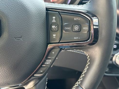 Used 2026 RAM 1500 Limited AWD/4WD image 31