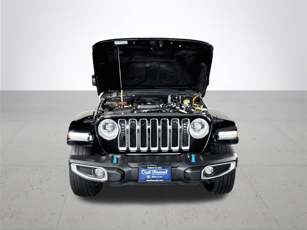 Used 2023 Jeep Wrangler Unlimited Sahara w/ Cold Weather Group AWD/4WD image 23