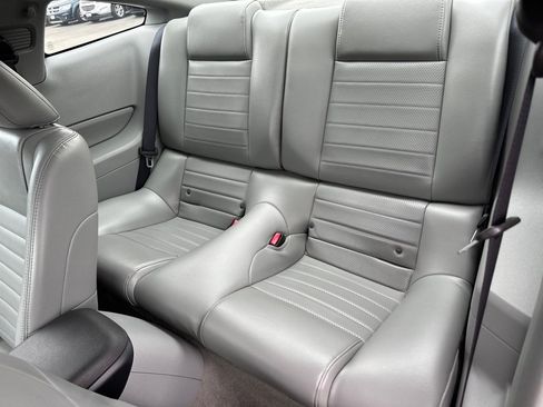 Used 2006 Ford Mustang GT image 25