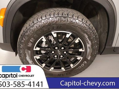 Used 2024 Chevrolet Traverse Z71 w/ LPO, Floor Liner Package image 10