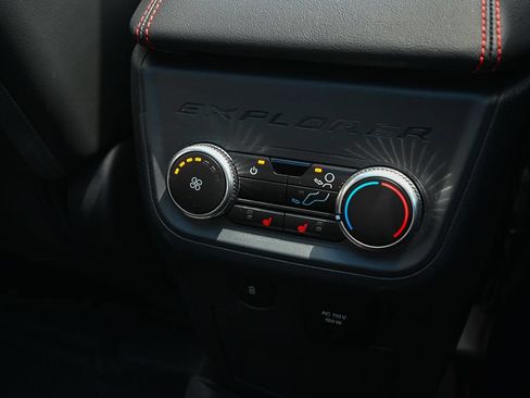 Certified 2025 Ford Explorer ST AWD/4WD image 32