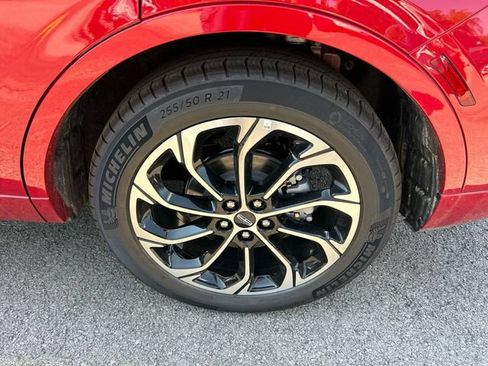 New 2026 Lincoln Nautilus Reserve AWD/4WD image 11