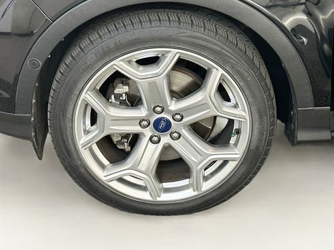 Used 2018 Ford Escape Titanium FWD image 36