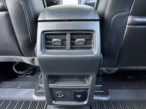 Used 2022 Ford Edge SEL w/ Convenience Package image 25