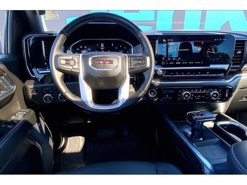 Used 2024 GMC Sierra 1500 SLT w/ SLT Convenience Package AWD/4WD image 5