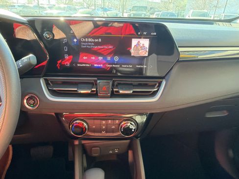 Used 2025 Chevrolet TrailBlazer LT image 22