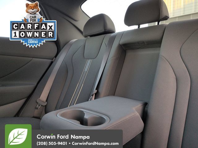 Used 2025 Hyundai Elantra SEL FWD image 25