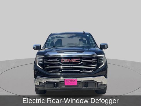 Used 2025 GMC Sierra 1500 SLT AWD/4WD image 9
