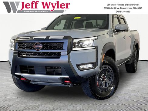 Used 2025 Nissan Frontier PRO-4X w/ Tow Package AWD/4WD image 1
