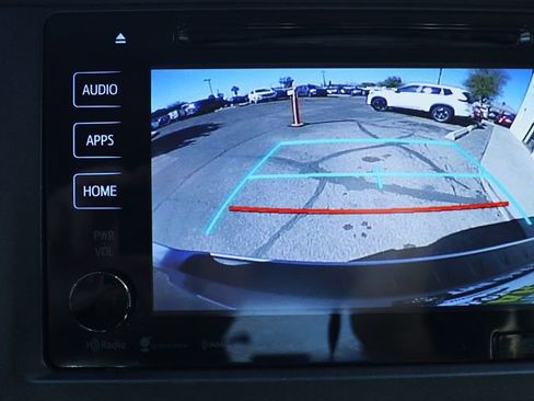 Used 2017 Toyota Sienna SE Premium image 55